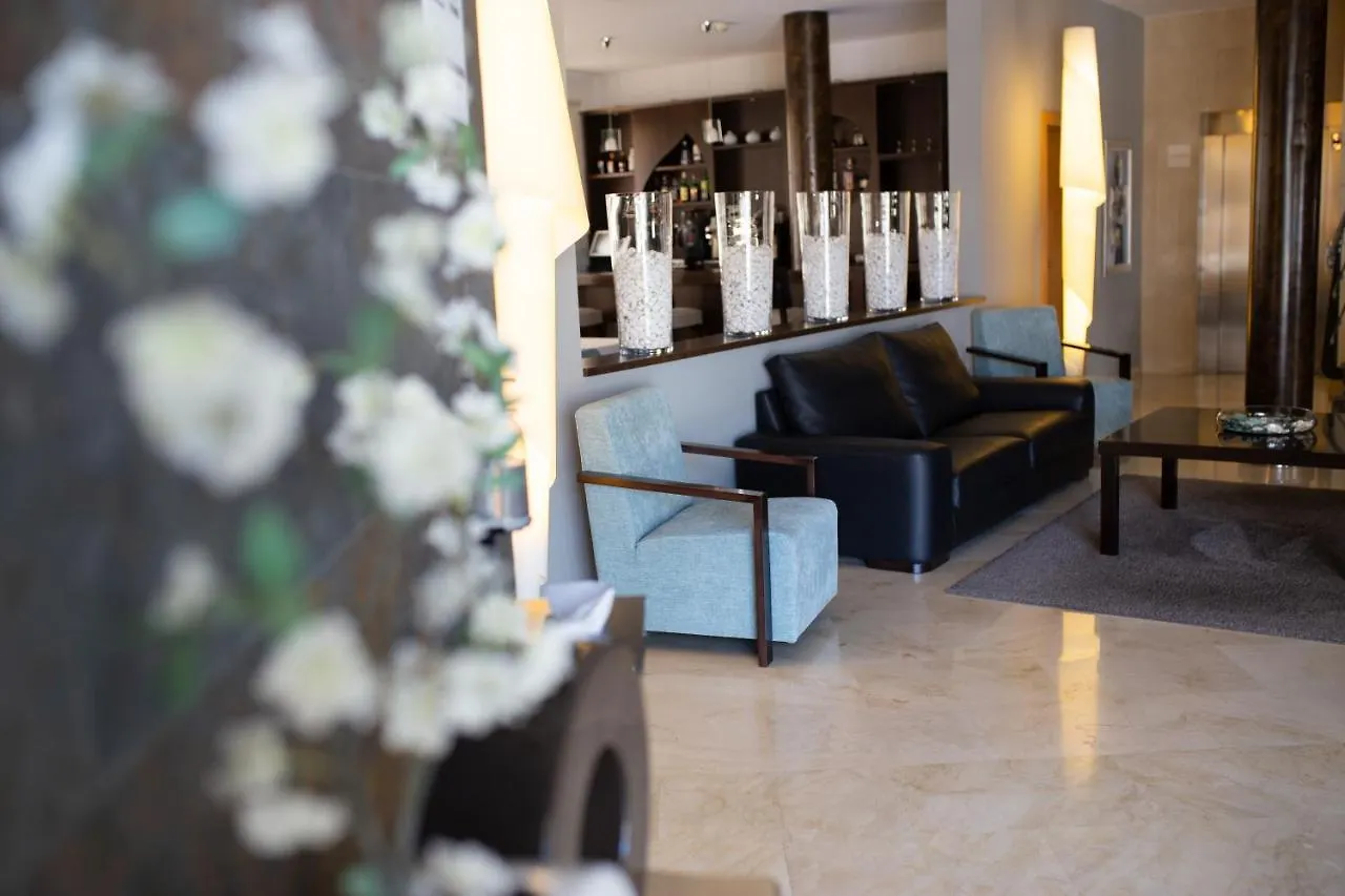 Hotel El Trebol Carboneras
